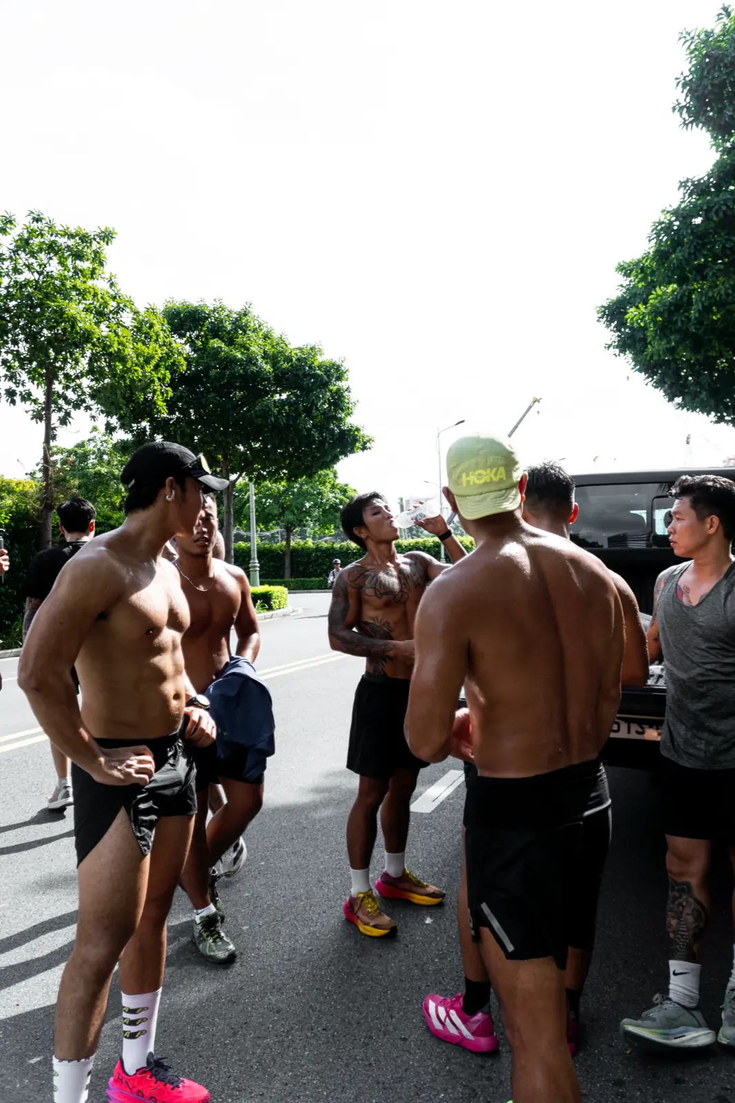 Cộng đồng HYPE — nhóm tụ tập sau buổi chạy